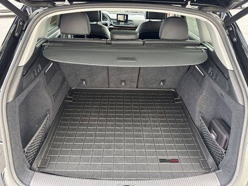 Used 2020 Audi Q5 2.0T Premium w/ Convenience Package image 12