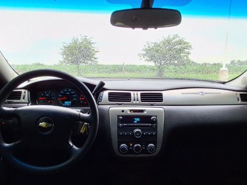Used 2015 Chevrolet Impala Police FWD image 17
