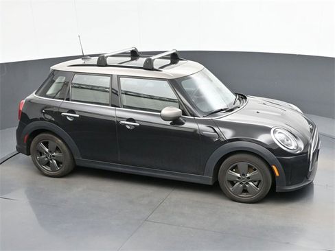Used 2022 MINI Cooper 4-Door Hardtop image 19