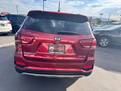Used 2020 Kia Sorento EX image 5