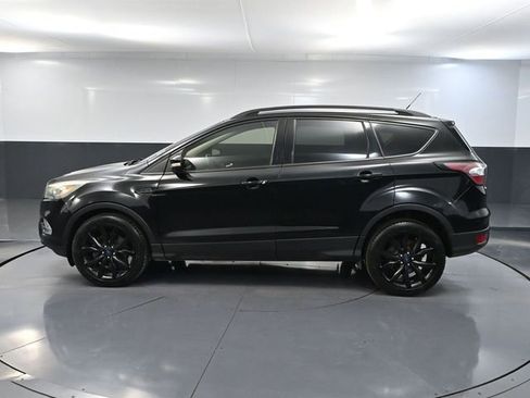 Used 2017 Ford Escape Titanium AWD/4WD image 9