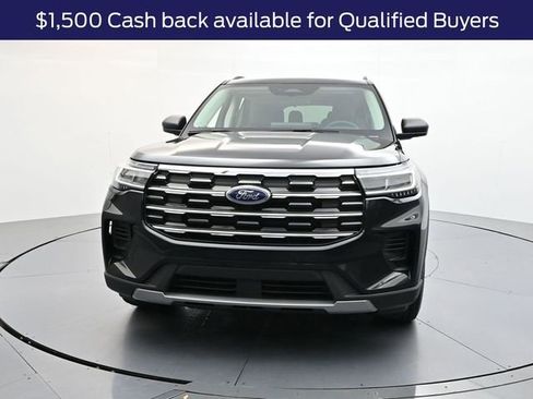 New 2025 Ford Explorer Active image 2