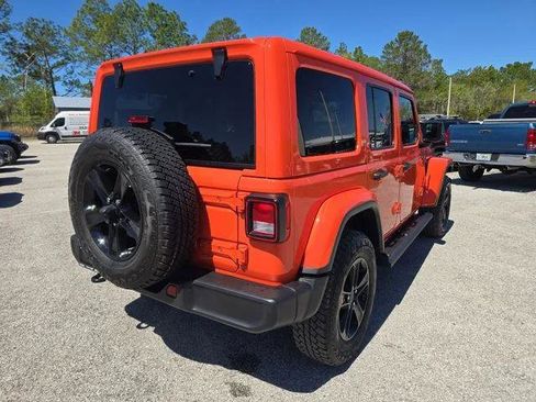 Certified 2023 Jeep Wrangler Unlimited Sahara AWD/4WD image 4