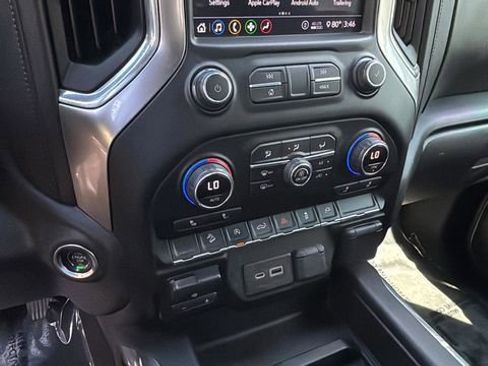 Used 2020 Chevrolet Silverado 1500 RST AWD/4WD image 30