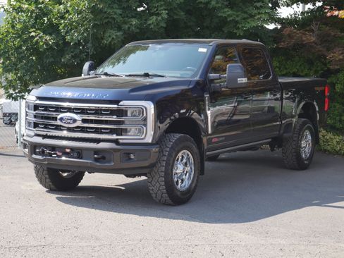 Used 2024 Ford F250 King Ranch w/ Tremor Off-Road Package AWD/4WD image 2