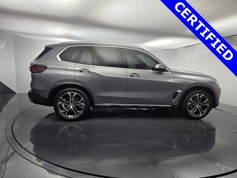 Used 2026 BMW X5 sDrive40i image 13