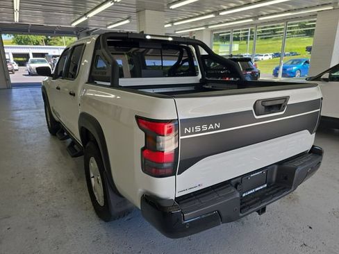 Used 2024 Nissan Frontier SV w/ Hardbody Edition AWD/4WD image 3
