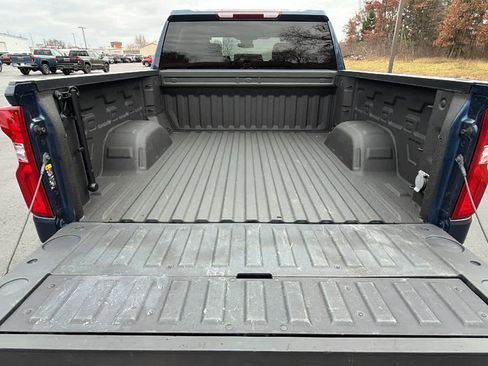 Certified 2022 Chevrolet Silverado 1500 RST image 23