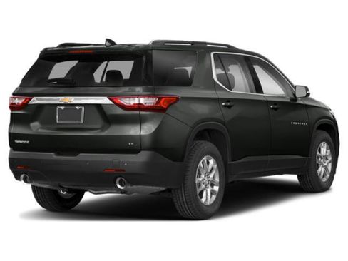 Used 2020 Chevrolet Traverse LT w/ Driver Confidence II Package AWD/4WD image 2