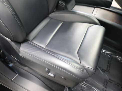 Used 2019 Tesla Model X Long Range AWD/4WD image 37