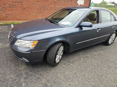 Used 2010 Hyundai Sonata Limited w/ Navigation Pkg 6 FWD image 4