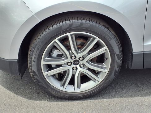 Used 2024 Ford Edge Titanium w/ Equipment Group 301A AWD/4WD image 32