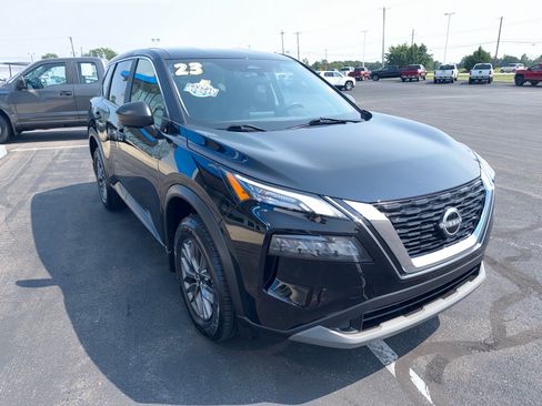 Used 2023 Nissan Rogue S AWD/4WD image 6
