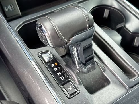 Used 2022 Ford F150 XLT w/ Equipment Group 302A High AWD/4WD image 19