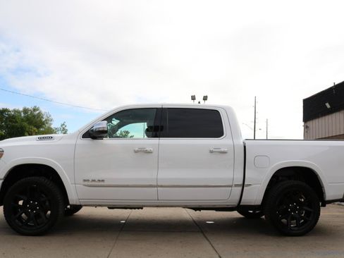 Used 2021 RAM 1500 Limited AWD/4WD image 21