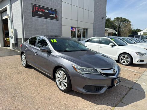 Used 2018 Acura ILX image 1