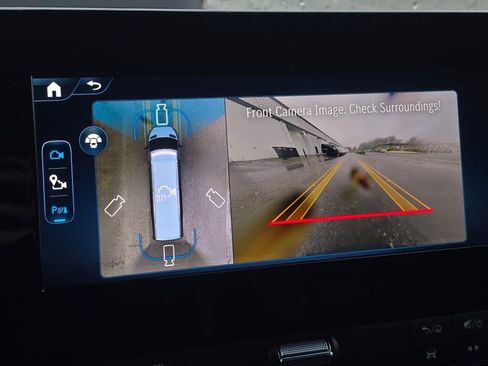 New 2025 Mercedes-Benz eSprinter 170 Cargo image 44