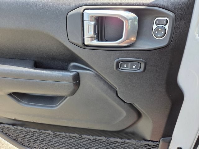 Used 2024 Jeep Wrangler Unlimited Rubicon 4xe AWD/4WD image 31