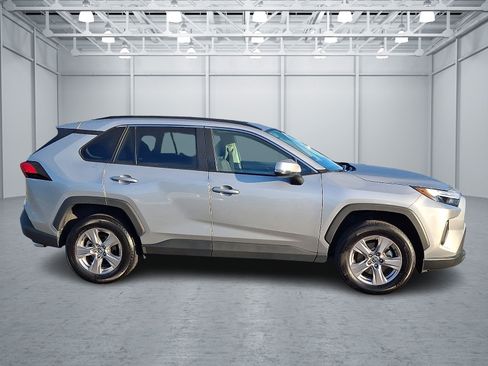 Used 2023 Toyota RAV4 XLE w/ Convenience Package AWD/4WD image 7