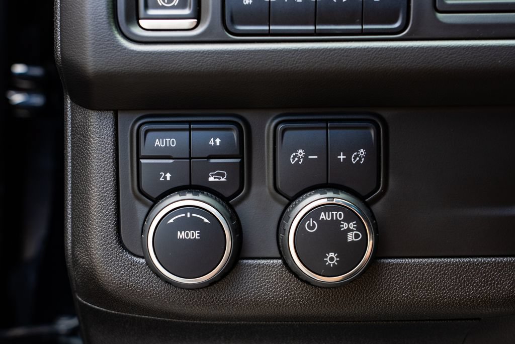 Used 2021 Chevrolet Tahoe LT AWD/4WD image 21