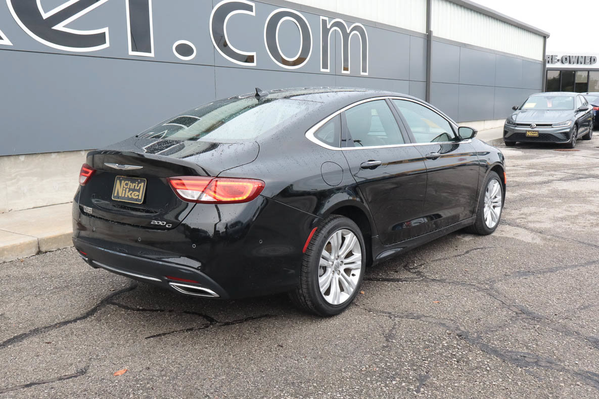 Used 2016 Chrysler 200 C w/ Premium Group FWD image 6
