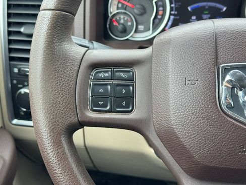 Used 2013 RAM 1500 Classic SLT w/ Premium Display Pkg AWD/4WD image 23