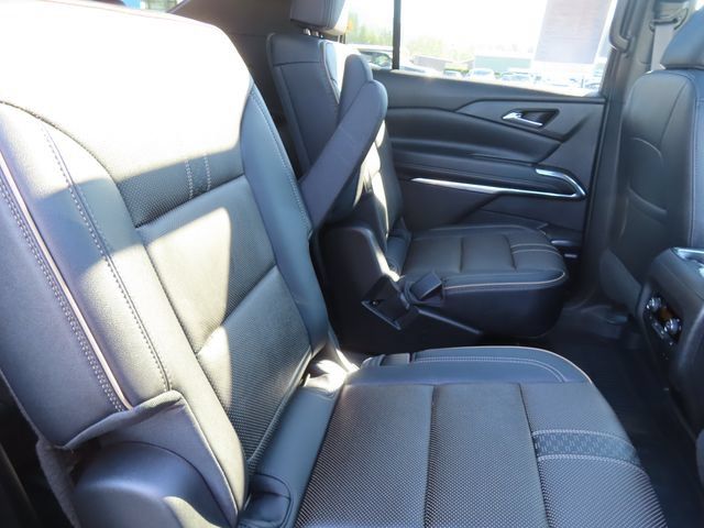 Certified 2025 Chevrolet Traverse High Country w/ LPO, Floor Liner Package AWD/4WD image 49