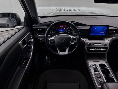 Used 2023 Ford Explorer XLT image 21