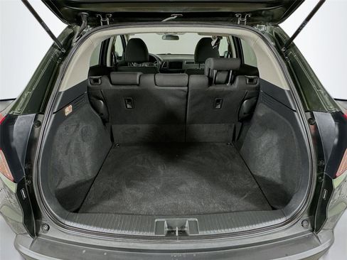 Used 2018 Honda HR-V EX image 25