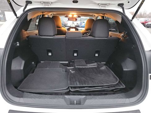Used 2024 Subaru Crosstrek 2.0i Premium image 33