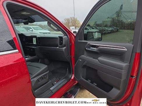 Used 2025 Chevrolet Silverado 1500 LTZ w/ LTZ Premium Package image 30