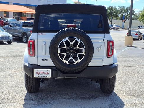 Used 2022 Ford Bronco Outer Banks AWD/4WD image 7