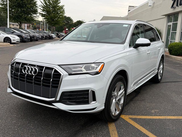 Used 2023 Audi Q7 2.0T Premium w/ Convenience Package AWD/4WD image 8