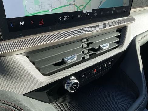 New 2026 Ford Explorer Active image 19