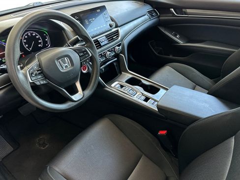 Used 2019 Honda Accord Hybrid image 4