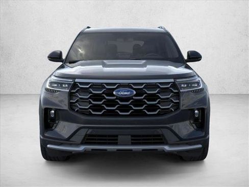 New 2025 Ford Explorer Platinum image 6