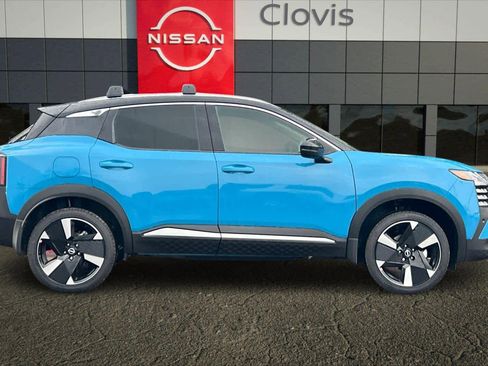 New 2026 Nissan Kicks SR image 9