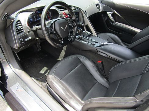 Used 2018 Chevrolet Corvette Grand Sport RWD image 10