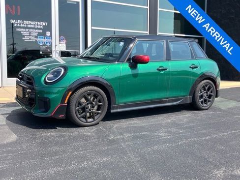 Certified 2025 MINI Cooper S FWD image 1