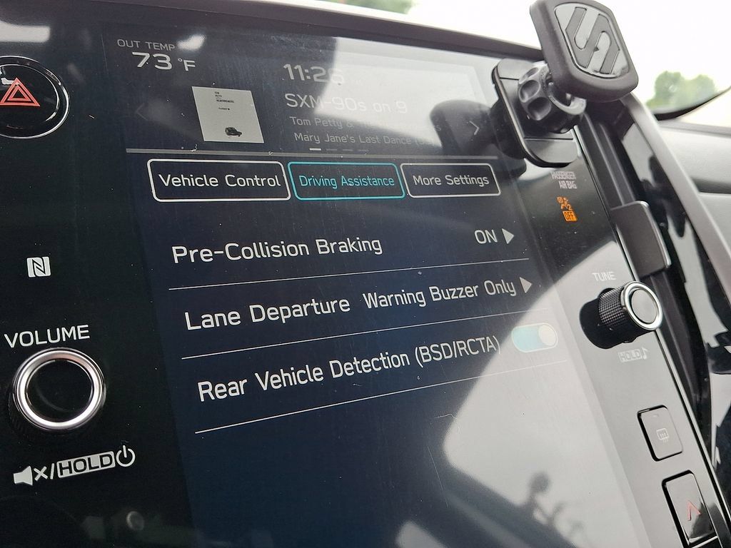 Used 2024 Subaru Ascent Premium w/ Convenience Package AWD/4WD image 23