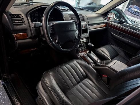 Used 1999 Land Rover Range Rover SE AWD/4WD image 2