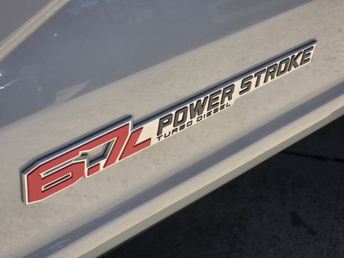 Used 2026 Ford F250 Platinum w/ Platinum Plus Package AWD/4WD image 8