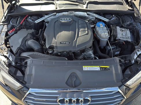 Used 2017 Audi A4 2.0T Premium image 24