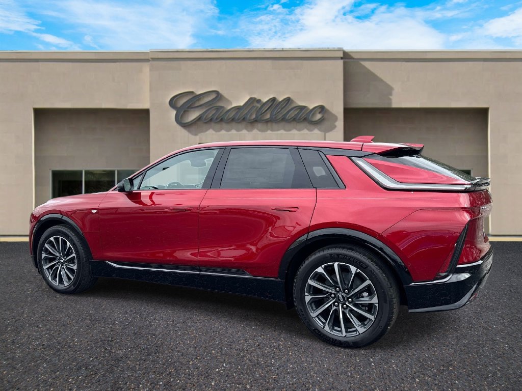 New 2027 Cadillac Lyriq Sport RWD image 5