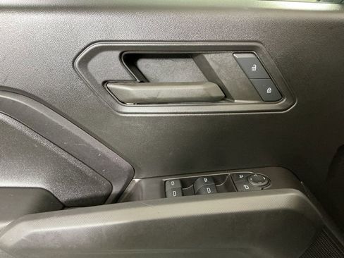Used 2024 Chevrolet Colorado Trail Boss w/ Technology Package AWD/4WD image 17