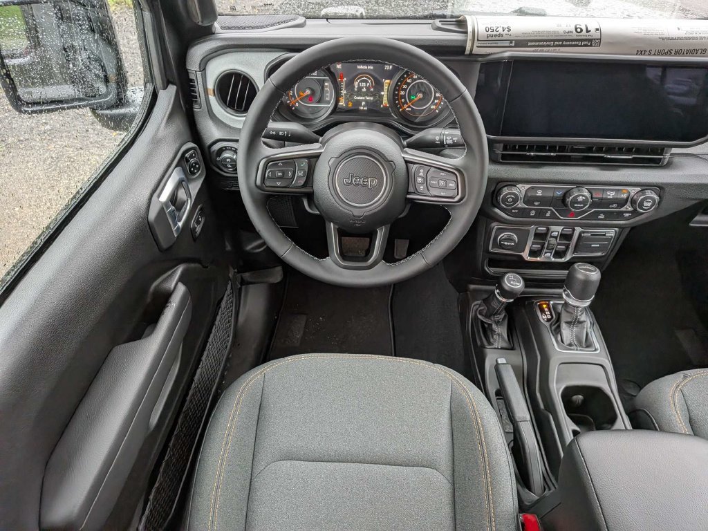 New 2027 Jeep Gladiator Sport AWD/4WD image 13