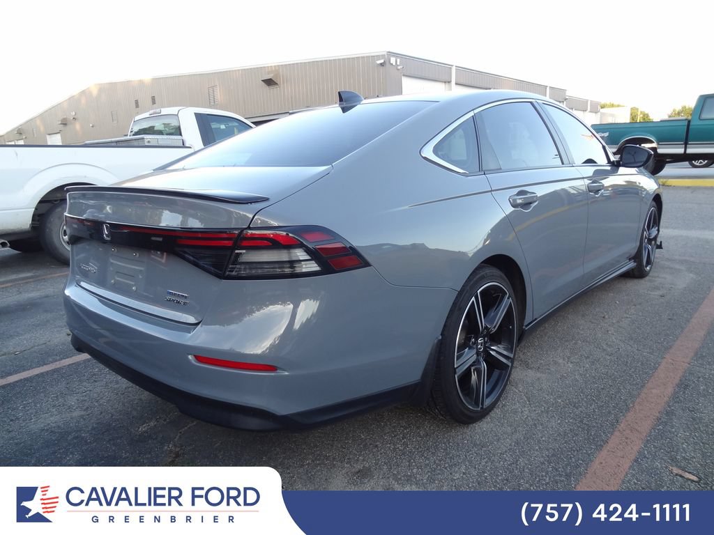 Used 2023 Honda Accord Sport image 4