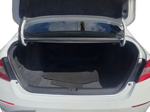 Used 2021 Honda Accord Touring image 25