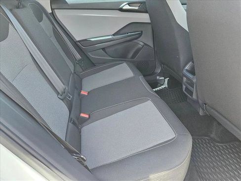 Certified 2023 Volkswagen Taos S FWD image 18
