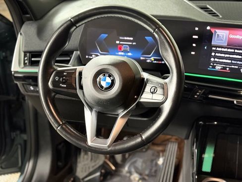 Used 2023 BMW X1 xDrive28i AWD/4WD image 12